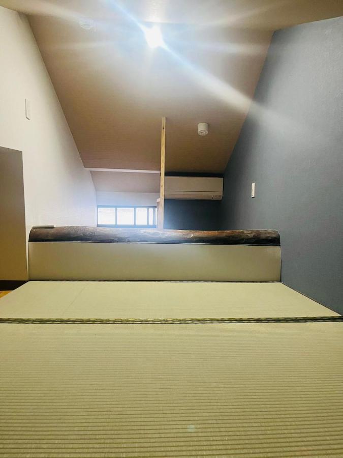 Namba Shinsaibashi 10 Mins Reiko Guest House Osaka Eksteriør billede