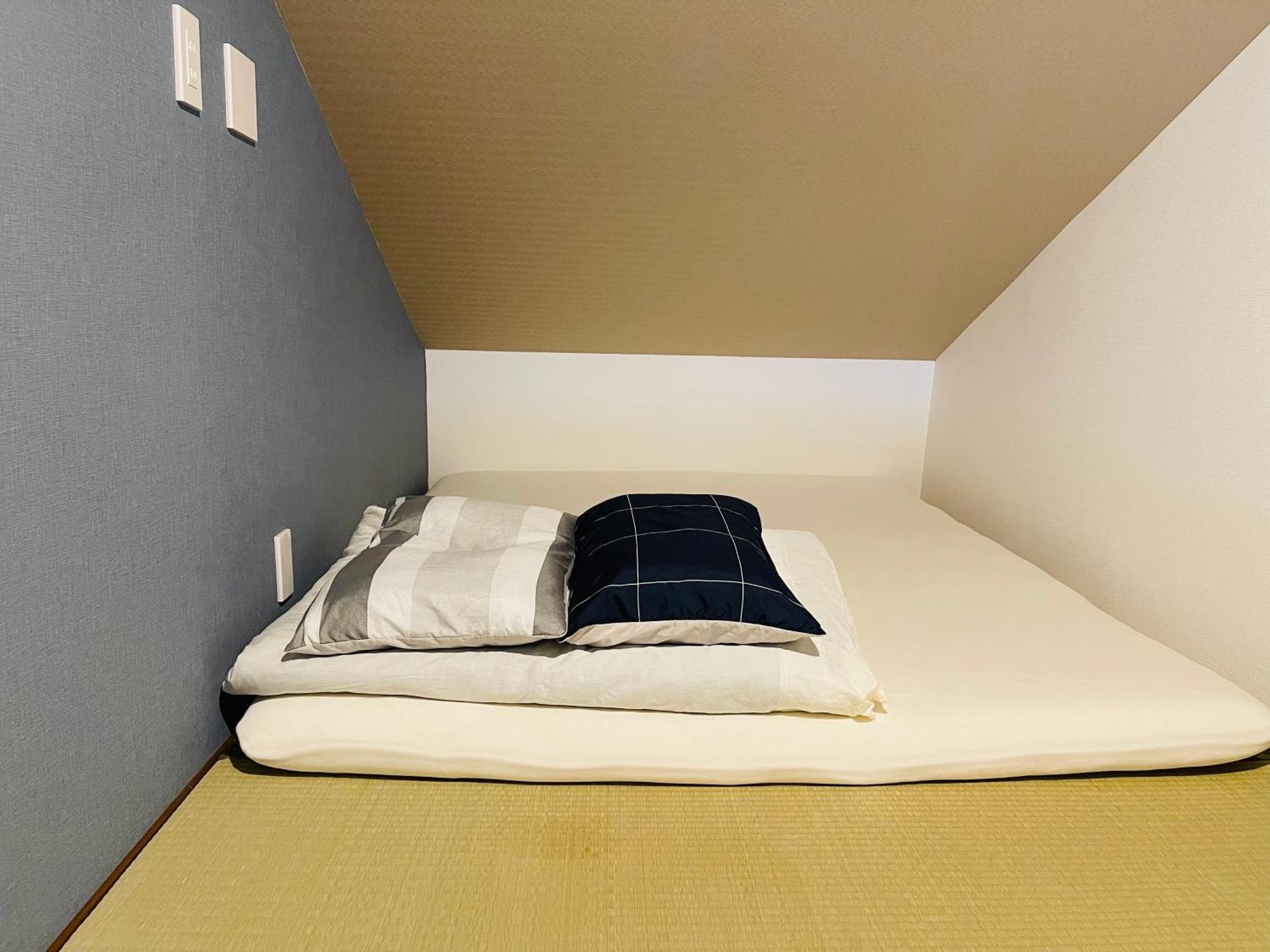 Namba Shinsaibashi 10 Mins Reiko Guest House Osaka Eksteriør billede